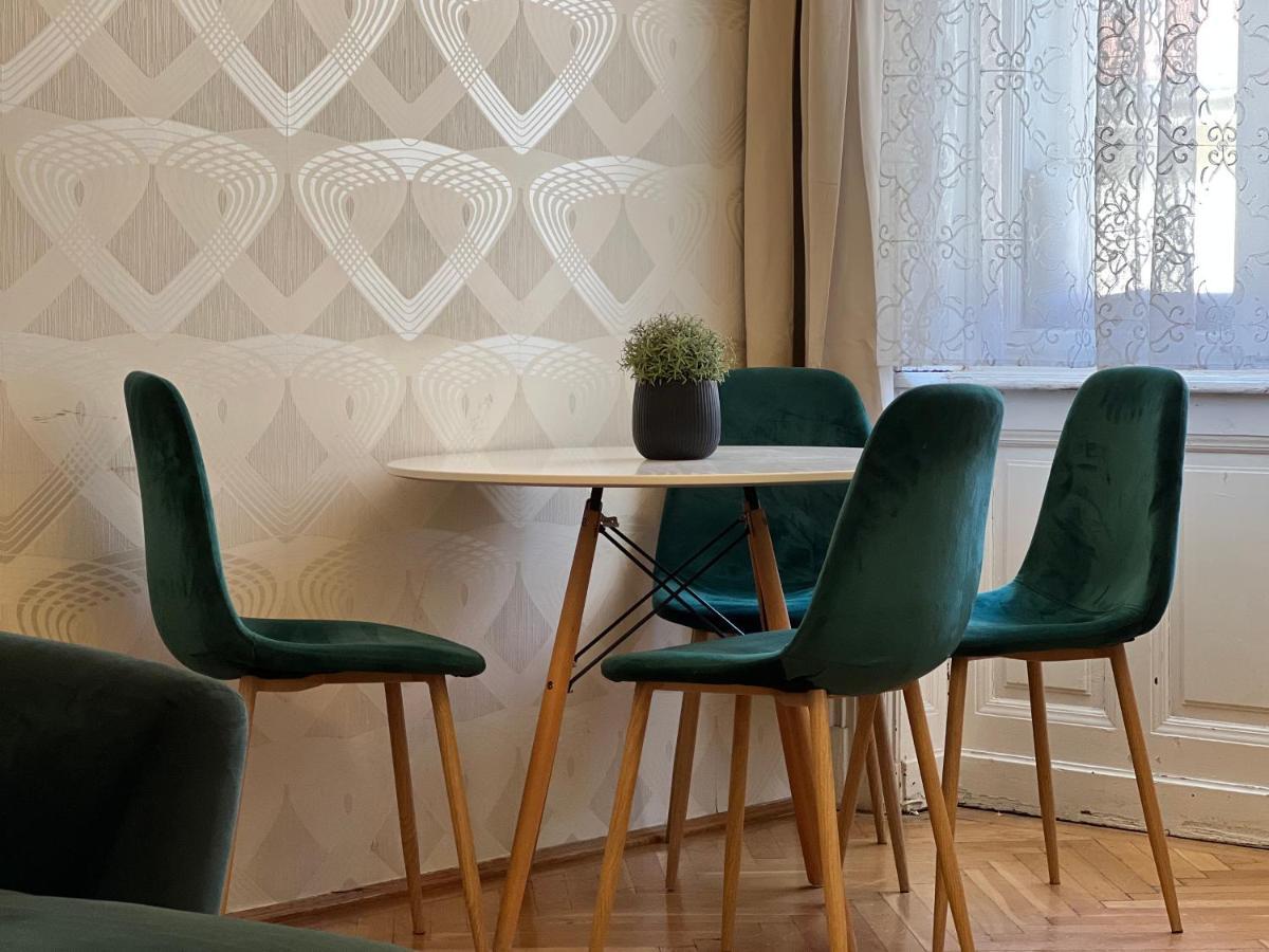 N38 Apartments By Small Home Budapest Ngoại thất bức ảnh